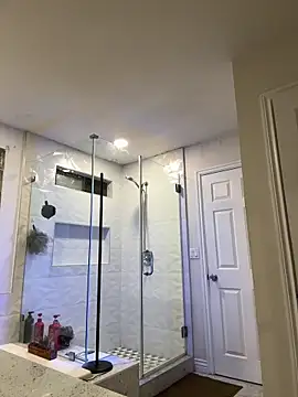 El Gizmo online show from December 2025 08:21:02 AM