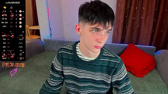 Aaron Boom online show from October 2025 12:26:01 AM