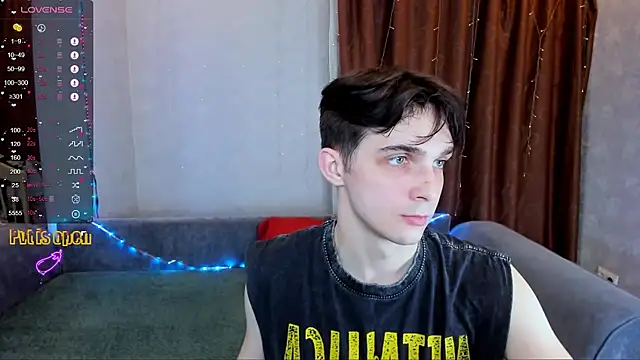 Aaron Boom online show from February 2026 04:29:01 PM