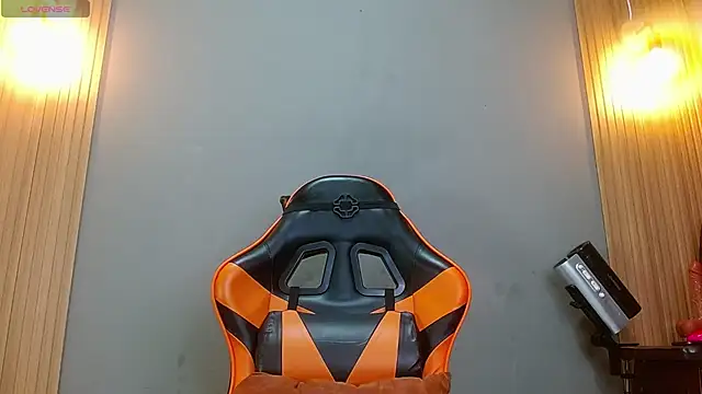 Mr WhiteCock online show from February 2026 12:31:02 AM