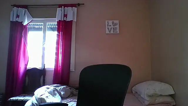 imsohornydacom online show from December 2025 03:40:02 PM