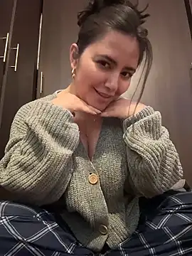 Snapshot of sukhakunis1 chatting on February 2026 02:11:02 PM sukhakunis1 online show from February 2026 02:11:02 PM