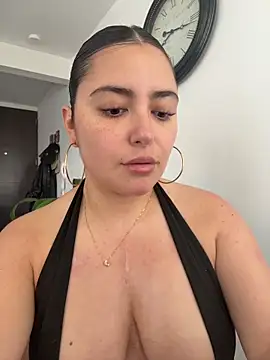 Snapshot of sukhakunis1 chatting on February 2026 01:18:01 PM sukhakunis1 online show from February 2026 01:18:01 PM