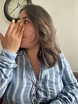 Snapshot of sukhakunis1 chatting on February 2026 05:42:02 PM sukhakunis1 online show from February 2026 05:42:02 PM