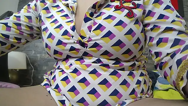 Snapshot of dayadubey_ chatting on March 2026 11:27:01 AM dayadubey online show from March 2026 11:27:01 AM