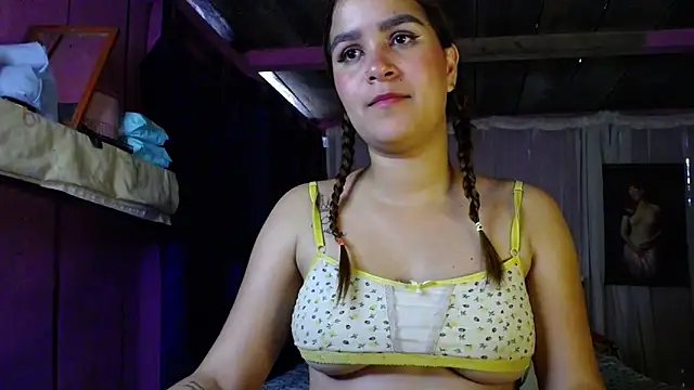 ZoeKuipers13 online show from January 2025 09:05:02 PM