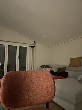 Its Jade online show from November 2025 03:23:01 PM