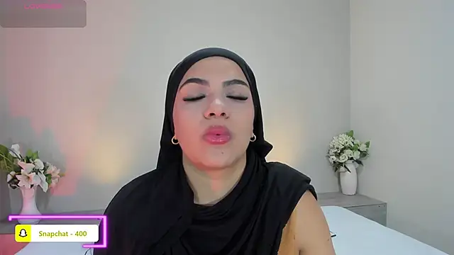Snapshot of Umarani_ chatting on June 2026 06:35:02 PM Umarani online show from June 2026 06:35:02 PM