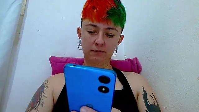 tomboyblue online show from January 2026 08:12:02 PM