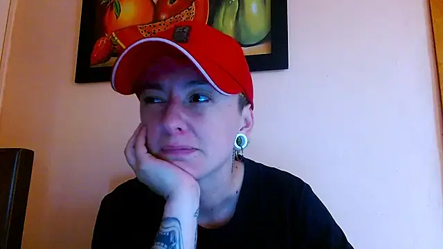 Snapshot of tomboyblue chatting on July 2026 10:27:01 PM tomboyblue online show from July 2026 10:27:01 PM