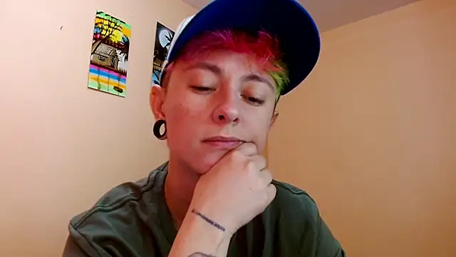 Snapshot of tomboyblue chatting on July 2026 09:08:01 PM tomboyblue online show from July 2026 09:08:01 PM