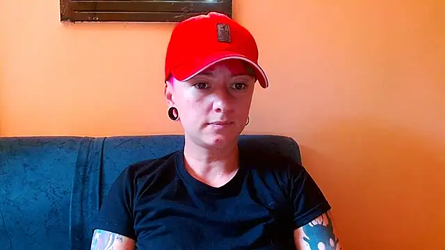 Snapshot of tomboyblue chatting on July 2026 03:36:02 PM tomboyblue online show from July 2026 03:36:02 PM