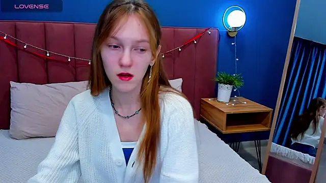 VanillaKelly online show from February 2025 12:16:01 AM