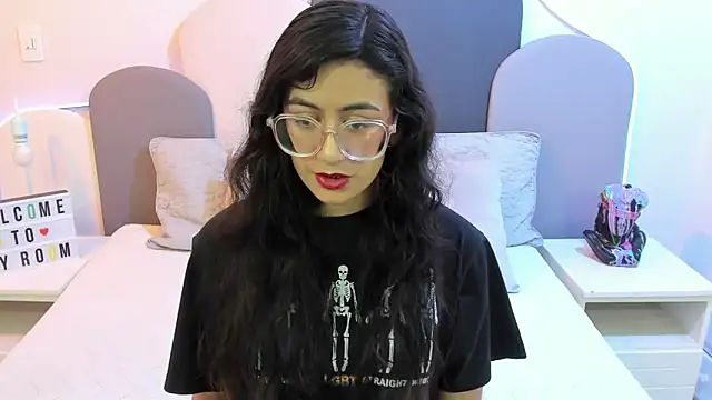 SophieGomez22 online show from March 2025 11:27:02 AM