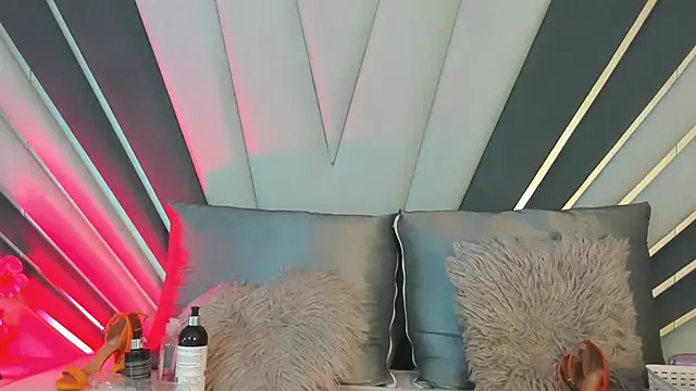 kathy-steven online show from October 2025 07:36:02 PM