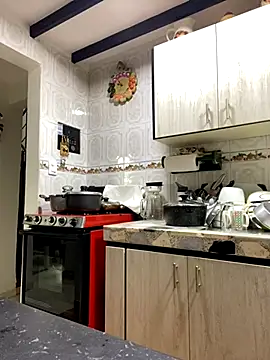 DanielGomez9 online show from December 2024 02:58:02 AM