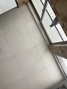 DanielGomez9 online show from December 2024 05:08:02 PM