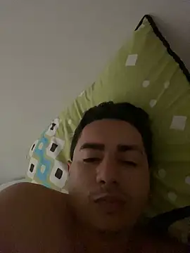 DanielGomez9 online show from March 2025 12:37:01 PM