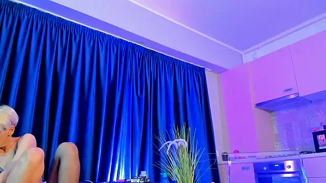 RosaCatalleya online show from November 2025 06:02:02 AM