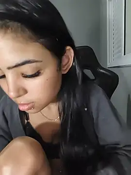 Snapshot of Livia_Diaz chatting on July 2026 01:30:02 AM Livia Diaz online show from July 2026 01:30:02 AM