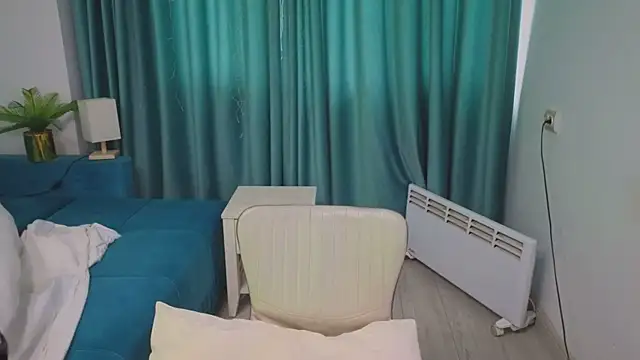 July Kane online show from October 2025 06:37:01 AM