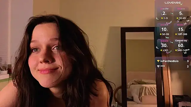 Addelin Moon online show from December 2025 05:53:02 PM