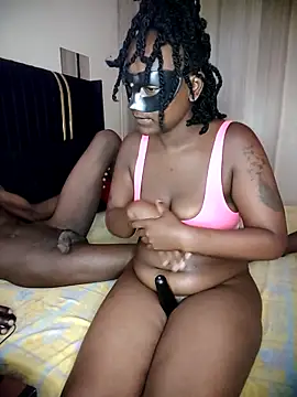 Snapshot of KikiLovesD chatting on November 2025 09:03:01 AM KikiLovesD online show from November 2025 09:03:01 AM