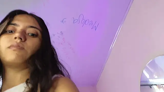 Snapshot of ViolettaSummer chatting on February 2025 05:58:01 PM ViolettaSummer online show from February 2025 05:58:01 PM