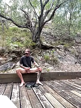 Snapshot of hhhorniee chatting on February 2025 02:35:01 AM hhhorniee online show from February 2025 02:35:01 AM