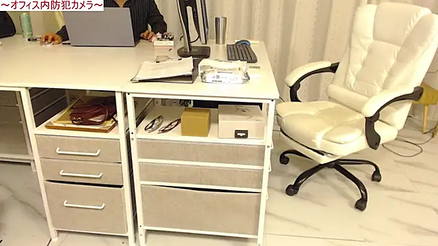 Snapshot of Toms-BBQ chatting on June 2026 11:12:01 AM Toms-BBQ online show from June 2026 11:12:01 AM