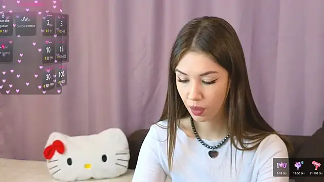 ellie kramer online show from October 2025 06:47:01 PM