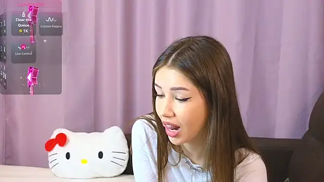 ellie kramer online show from December 2025 07:55:01 PM