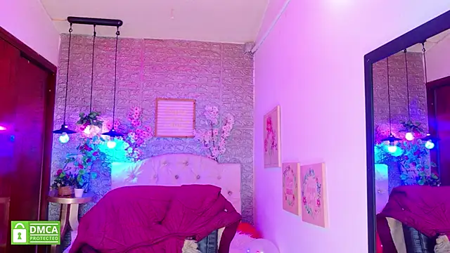 REDHOTTER  online show from February 2026 07:43:01 PM