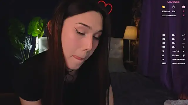 Kaia Sunshine Mia online show from February 2025 04:10:02 PM