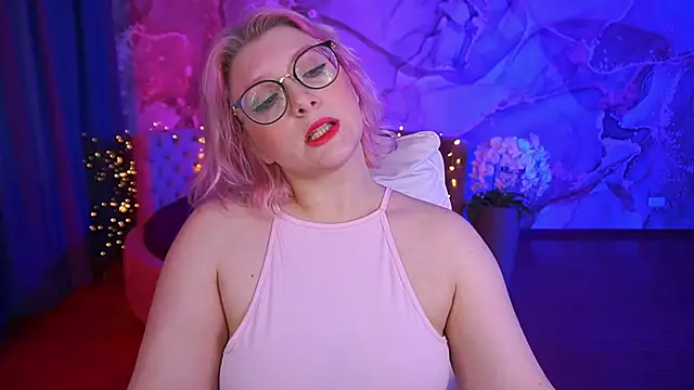 CoolTatis online show from October 2025 05:49:01 AM