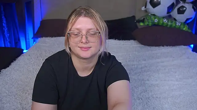 CoolTatis online show from July 2026 01:19:01 PM