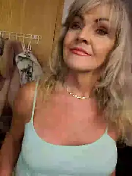 annika lately online show from September 2025 03:21:01 AM