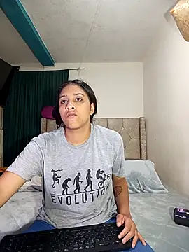 Susan-Rumie online show from November 2025 07:26:02 PM