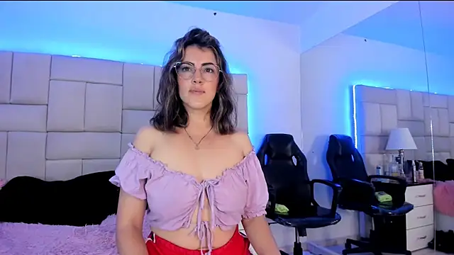 Snapshot of IsisLoveyes_ chatting on March 2025 11:53:02 PM IsisLoveyes  online show from March 2025 11:53:02 PM