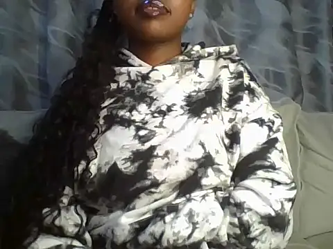 Chocolate queen2 online show from December 2024 08:37:01 PM