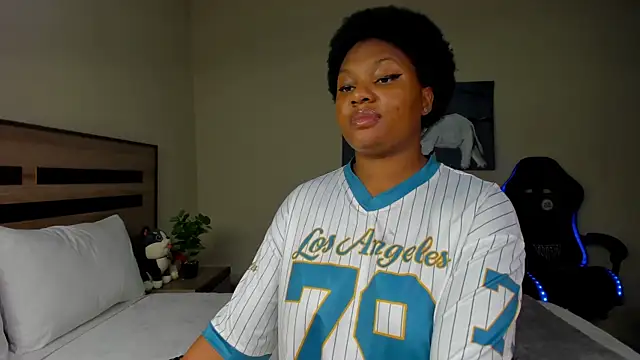 Renee-18 online show from January 2026 10:31:02 AM