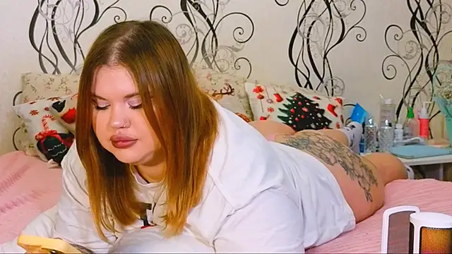 Snapshot of hi_im_Eva chatting on December 2025 04:58:01 PM hi im Eva online show from December 2025 04:58:01 PM