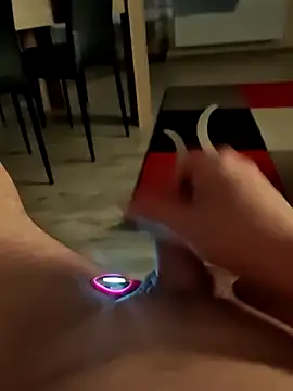 Szeltolo001 online show from March 2026 03:10:01 AM