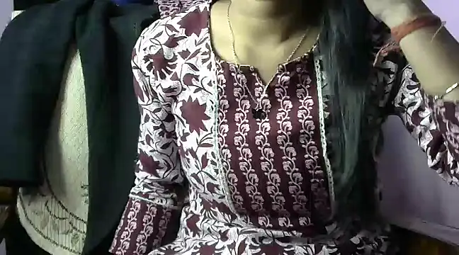 momo lov online show from February 2025 05:03:02 AM