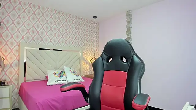 delilaquinn online show from January 2025 07:18:01 PM