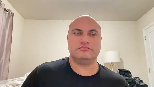 SluggishChase99 online show from December 2025 03:25:01 AM