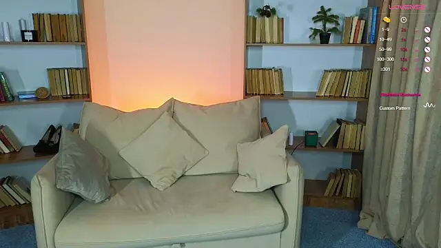 Hayle Hill online show from March 2025 08:37:01 AM