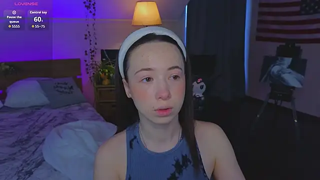 Hayle Hill online show from March 2026 12:33:01 AM