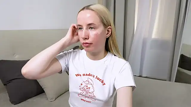 Cassie Kelman online show from December 2025 09:54:02 PM