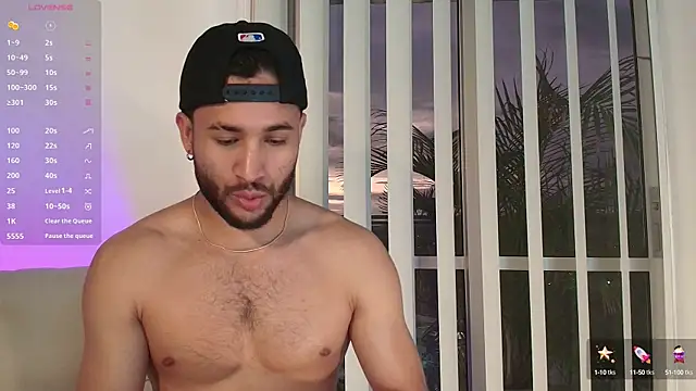 Valentinoford online show from February 2025 11:30:02 PM